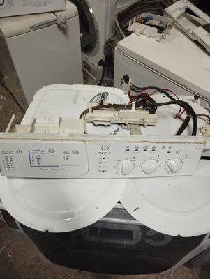Б/У Модуль управління пральної машини Indesit WISL 105x та інші моделі. 21500913700 3541*E фото