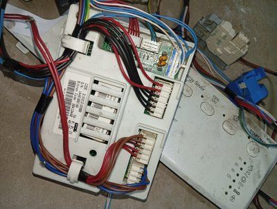 Б/У Модуль управления стиральной машины Indesit. 21501216900 1440308746 SW: 01.01.23 Bitron code: 30413440 4201*E фото