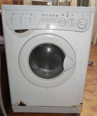 Б/У Запчастини на пральну машину Indesit WS105TX.  Розбирання пральної машини Indesit WS105TX.  Indesit WS105TX за запчастинами 3742*E фото