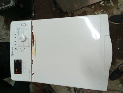 Вживані запчастини до пральної машини Indesit BTW D61053.  Розбирання пральної машини Indesit BTW D61053.  Indesit BTW D61053 за запчастинами 4103*E фото