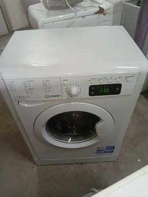 Вживані запчастини до пральної машини Indesit IWSE61253.  Розбирання пральної машини Indesit IWSE61253.  Indesit IWSE61253 за запчастинами 4104*E фото