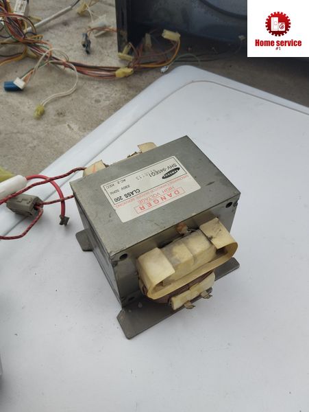 Б/У Трансформатор (Microwave Oven Transformer (MOT)) SHV-945EG1, CLASS 200 Samsung 2195*E фото