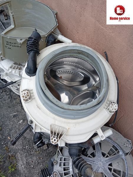 Вживаний бак для пральної машини Indesit, Ariston. 148024129 064218 4055*E фото