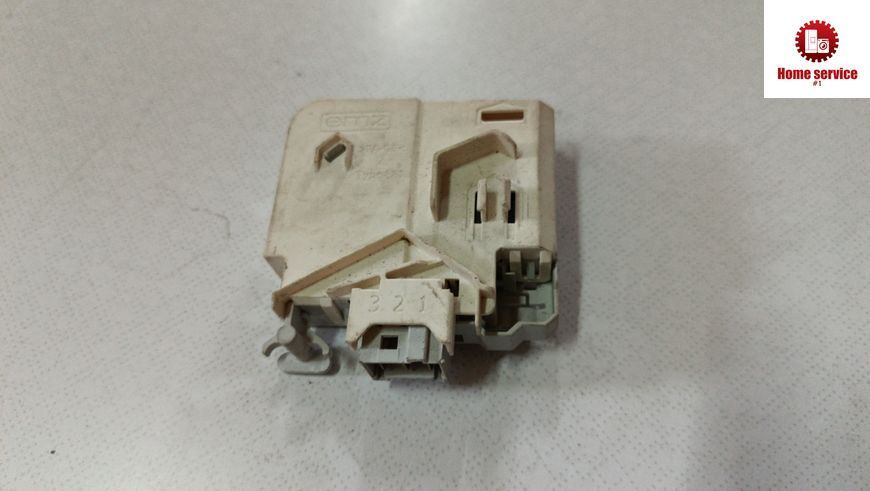 Б/У Замок люка (УБЛ) EMZ type 881 9000466729 для стиральной машины Bosch Siemens (00619468, 00633765) 1882*E фото