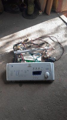 Б/У Модуль управления стиральной машини Indesit   WITE 107 Code:090215009777 S/N:0825204102 4206*E фото