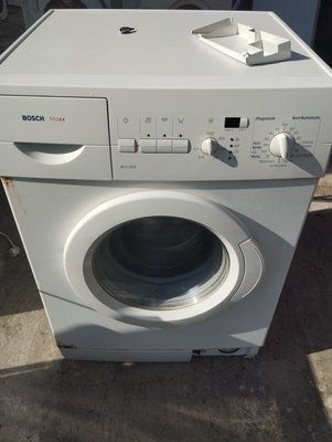 Б/У Запчастини на пральну машинку Bosch WFO 2050  Розбирання пральної машини Bosch WFO 2050  Bosch WFO 2050 за запчастинами 3396*E фото