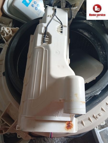 Б/У Бункер без распределителя на стиральную машину Bauknecht (Whirlpool)W10701051 4258*E фото