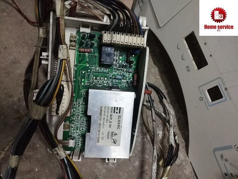 Б/У Модуль управління на пральну машину Ardo . 546089103 HW Ver:04 SW Ver: 0.21  Mini QCP_E AC 3448*E фото