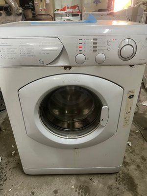 Вживані запчастини до пральної машини Ariston AVSL1000.  Розбирання пральної машини Ariston AVSL1000.  Ariston AVSL1000 за запчастинами 4109*E фото