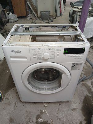 Вживані запчастини до пральної машини Whirlpool AWS 61011.  Розбирання пральної машини Whirlpool AWS 61011.  Whirlpool AWS 61011 за запчастинами 3959*E фото