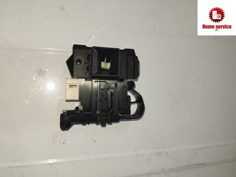 Б/У Блокировка дверцы люка (замок) стиральной машины Vestel, Vestfrost (32040575) 1510*E фото