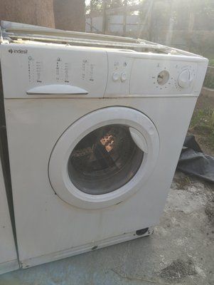 Б/У Розбирання пральної машини Indesit WG421.  Запчастини на пральну машину Indesit WG421 3150*E фото