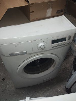 Б/У Запчастини на пральну машину Electrolux EWF 10670W .  Розбирання пральної машини Electrolux EWF 10670W .  Electrolux EWF 10670W за запчастинами 3550*E фото
