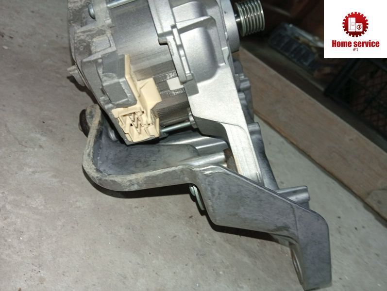 Б/У Мотор стиральной машины Miele W1 WKH120 MPW 00-53/6 7811423 3810*E фото