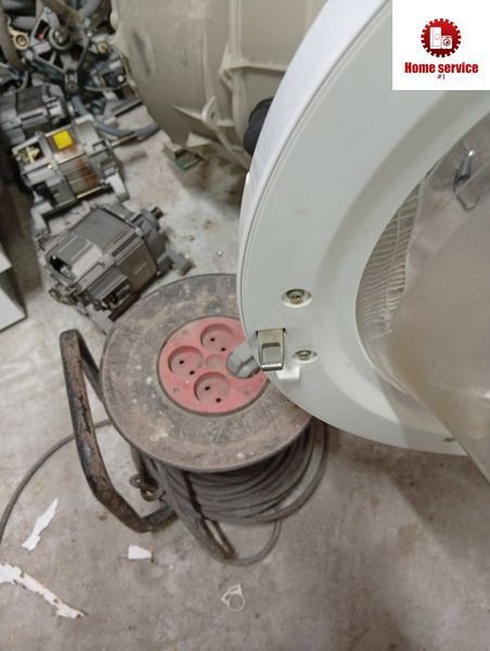 Б/У Люк на стиральную машину Beko под скобу  3866*E фото