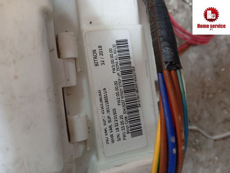 Б/У Модуль управління пральної машини Indesit IWSC61253. 21501380300 E11185511/A S/N: 1832201505 FW1:33.00.20 FW2:00.00.00 FW3:00.00.00  Двигун на 7 контактів 3706*E фото